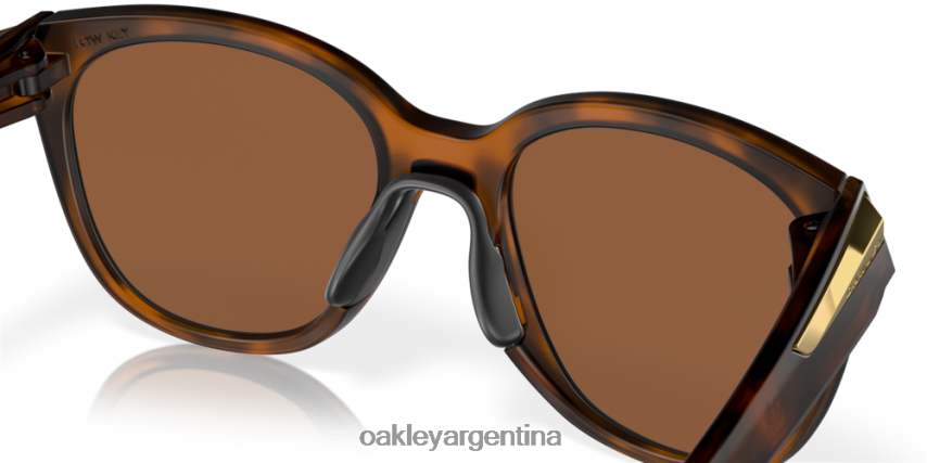 Oakley Clave baja NBFV42942 gafas Lentes polarizadas Prizm de tungsteno, montura carey marrón mate.